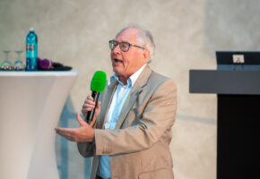 Rheinhessen-Konferenz 2025 im HWK Foyer Rheinhessen-Konferenz 2025 im HWK-Foyer