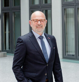 Hans-Jörg Friese, Präsident der HWK Rheinhessen Hans-Jörg Friese, Präsident der HWK Rheinhessen
